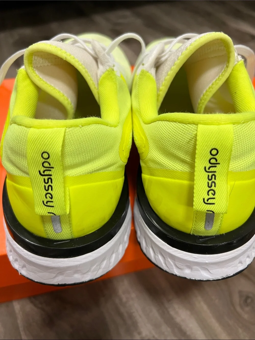 🔥🔥Nike Men’s Neon Yellow and Black Running Shoes - ODYSSEY REACT